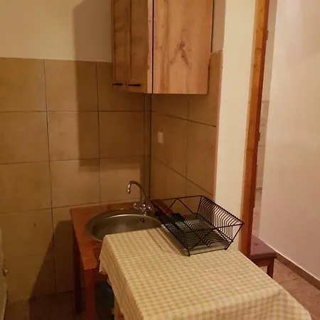 Folyoka Vendeghaz 3*