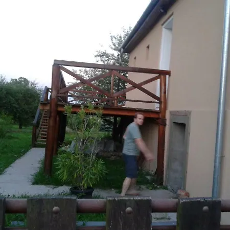 Folyoka Vendeghaz 3*