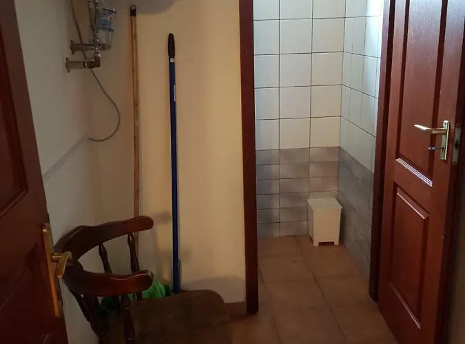 Folyoka Vendeghaz 3*