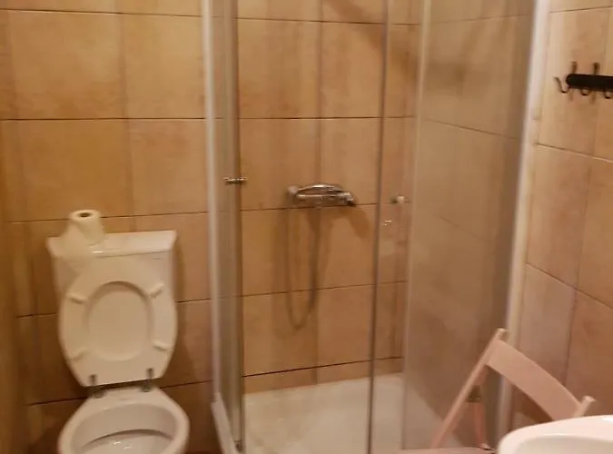 Konukevi Folyoka Vendeghaz 4*