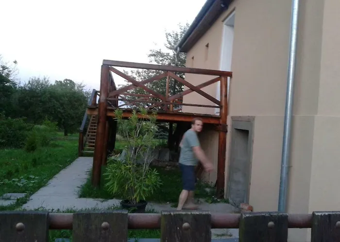 Folyoka Vendeghaz 4*